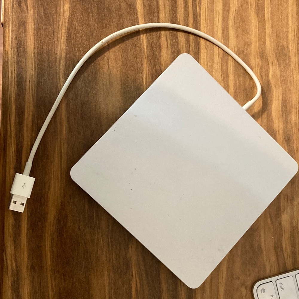 Apple CD/DVD reader